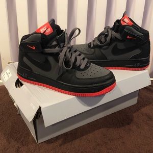 Nike Air Force 1 Mid 07